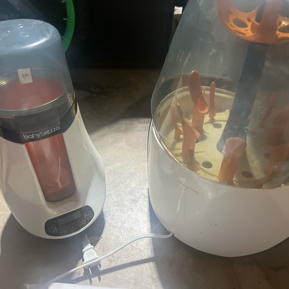Baby bottle sanitizer and warmer